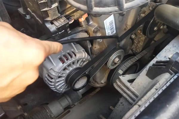 离石转速传感器的工作原理是什么？